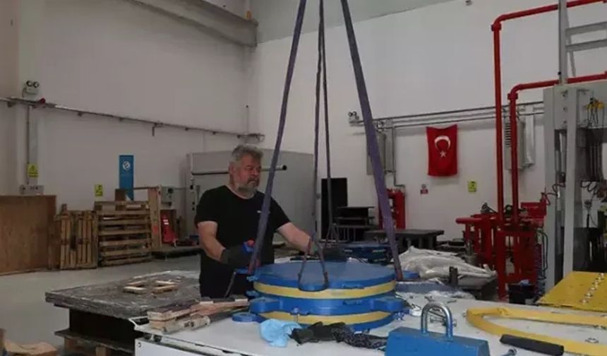 Türkiye'nin tek test merkezinde 'deprem' mesaisi